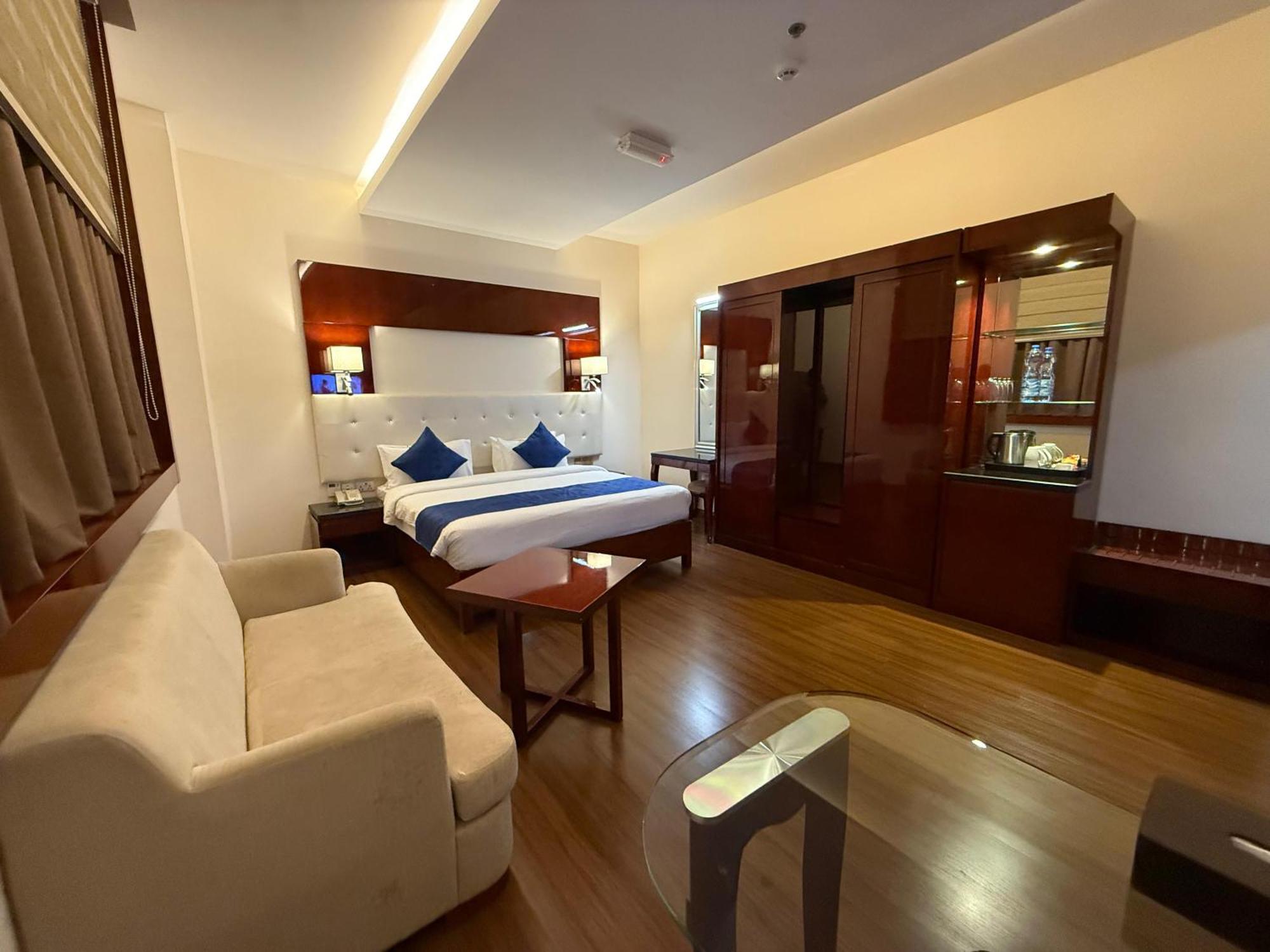 Golden Tulip Headington Hotel Muscat Luaran gambar