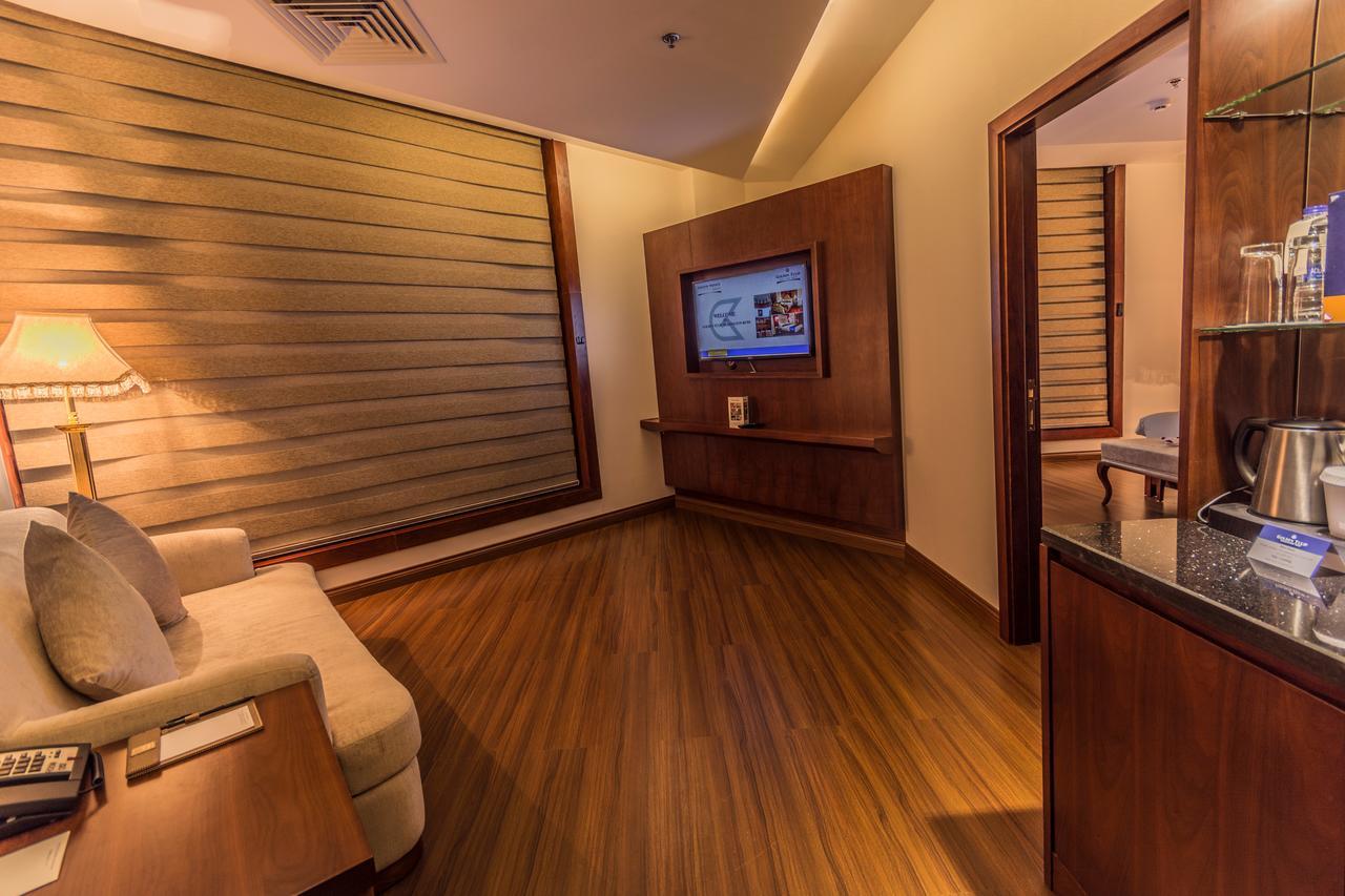 Golden Tulip Headington Hotel Muscat Luaran gambar