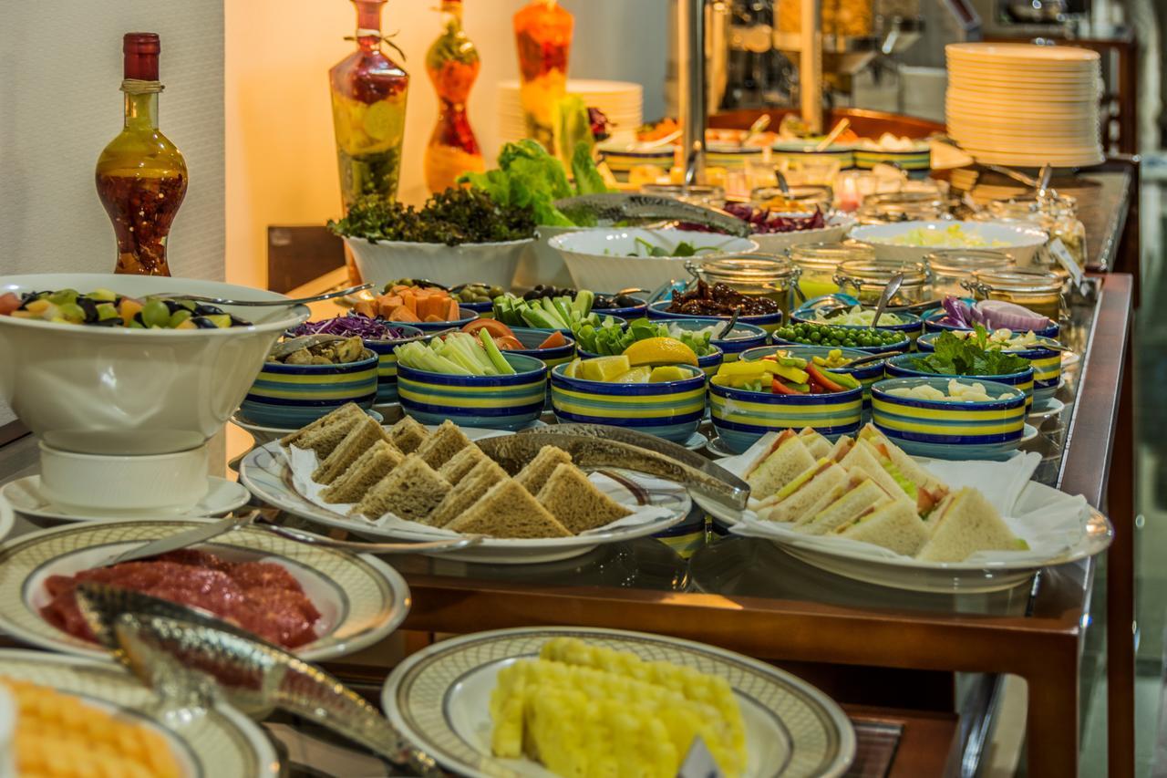 Golden Tulip Headington Hotel Muscat Luaran gambar